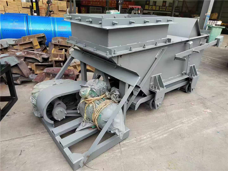 華礦集團熱銷產品給煤機發(fā)往云南