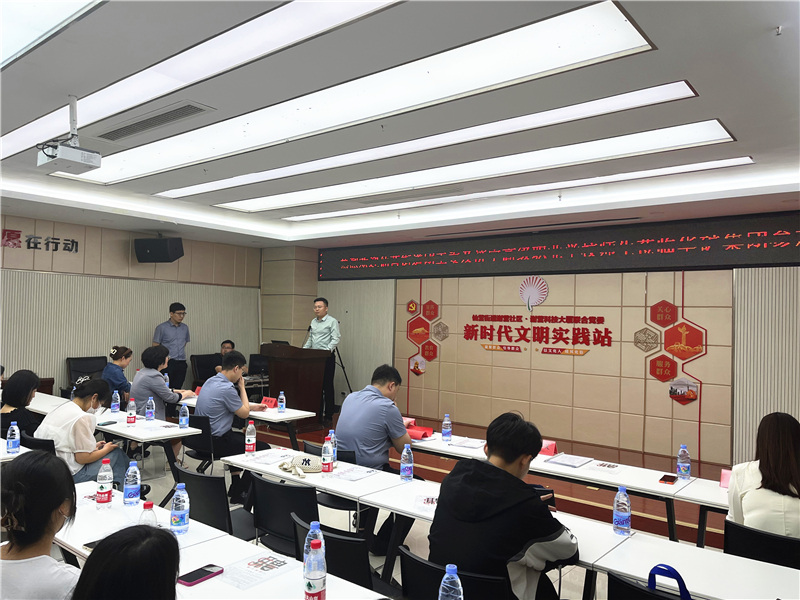 團(tuán)委講話.jpg 團(tuán)委講話.jpg